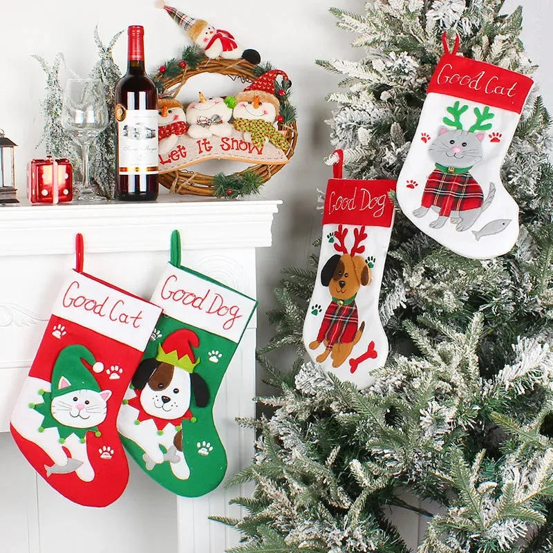 Cute Dogs And Cats Christmas Socks - Bellarte Enchanté Cute Dogs And Cats Christmas Socks